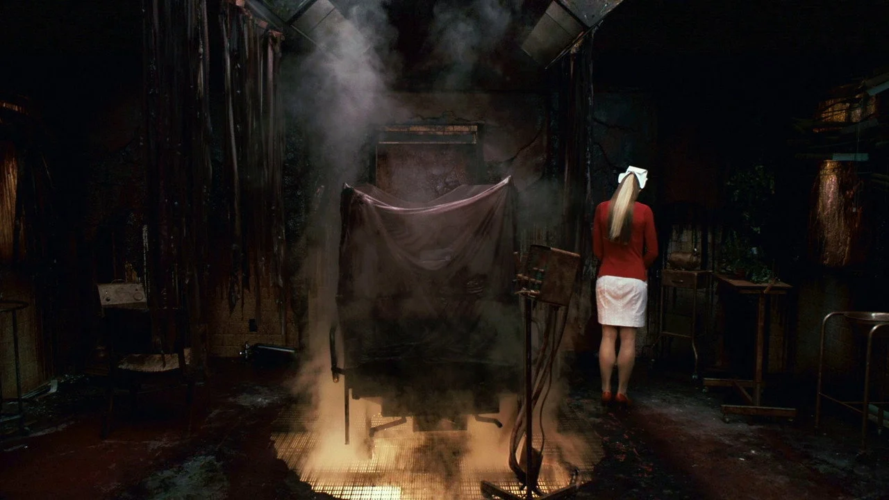 Terror en Silent Hill - Backdrop