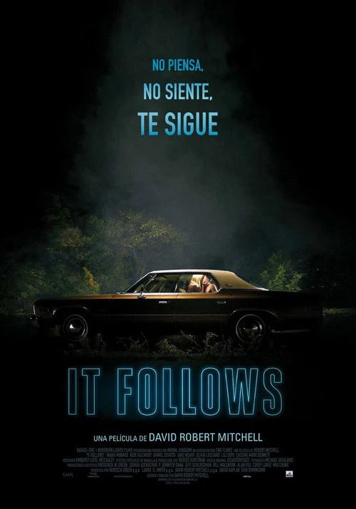 Esta Detrás De Ti